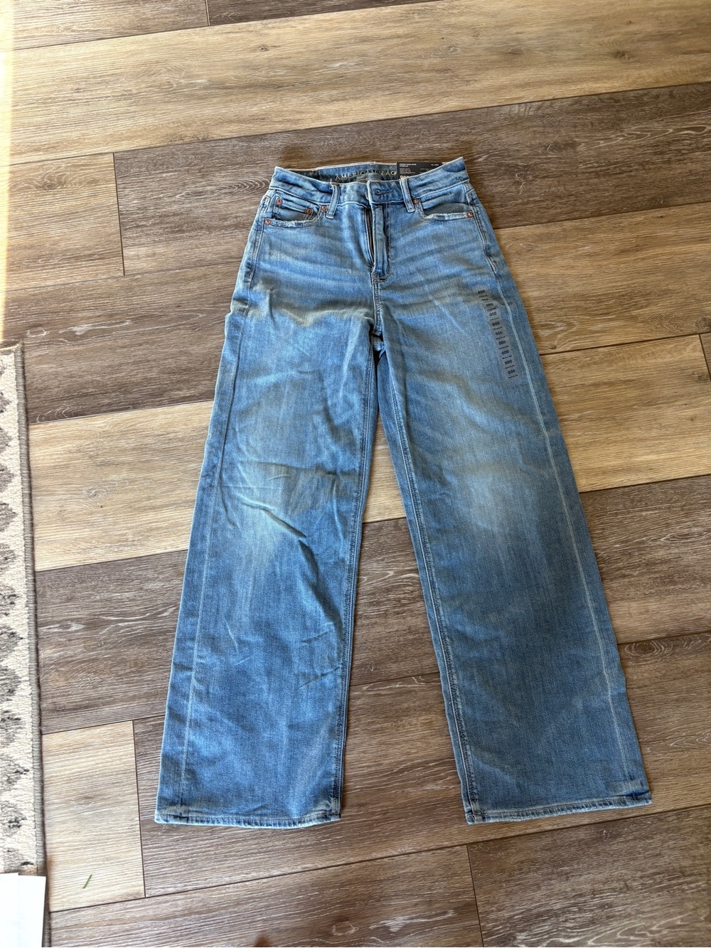 Women’s American Eagle Dreamy Drape Baggy Wide Leg Jeans